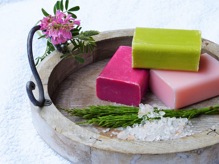6 Benefits of Homemade Soap